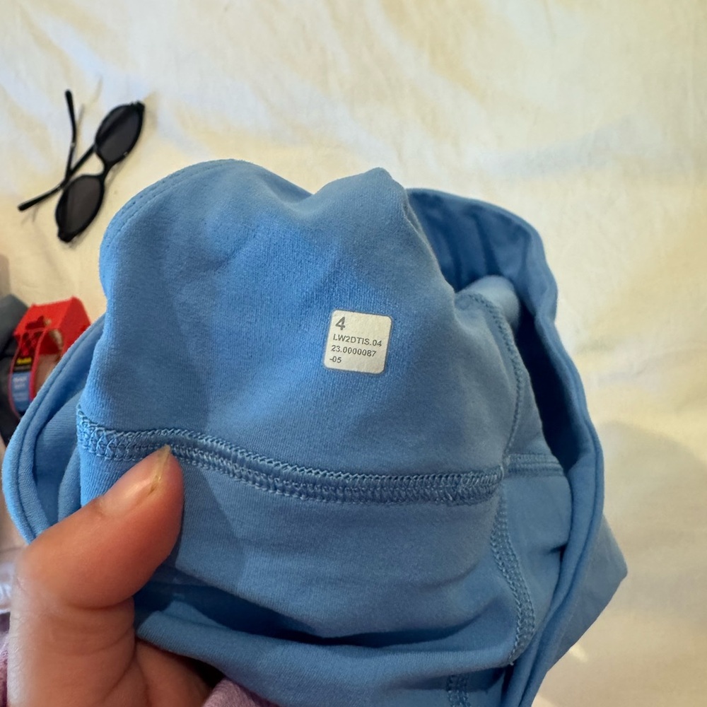 Lululemon Align Everyday Seamless V-Neck Sports Bra in Blue - Picture 3 of 3